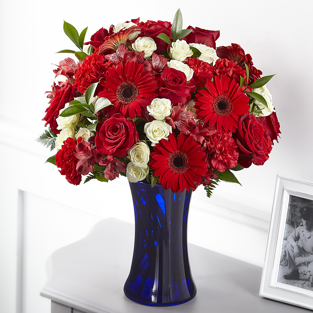 Hearts Embrace Bouquet – Designs By Debbie, Cassville MO