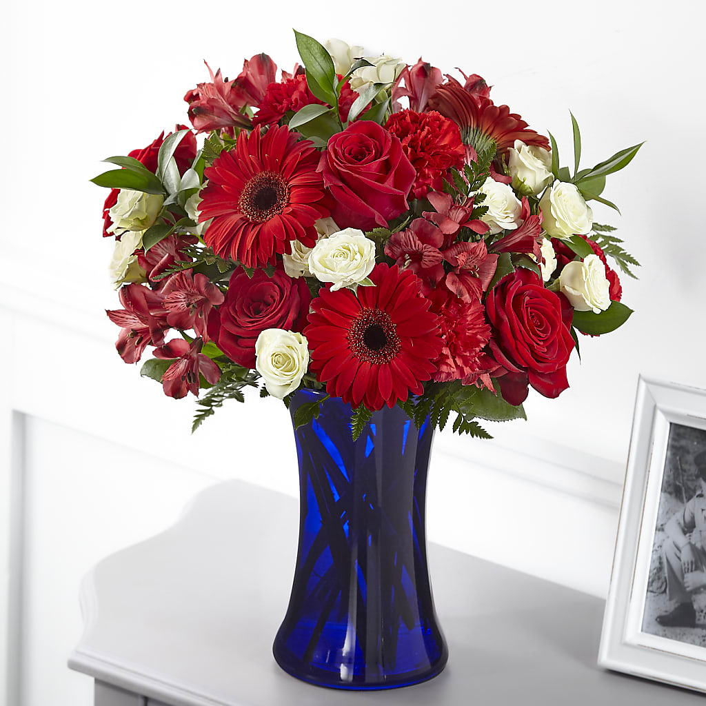 Hearts Embrace Bouquet – Designs By Debbie, Cassville MO
