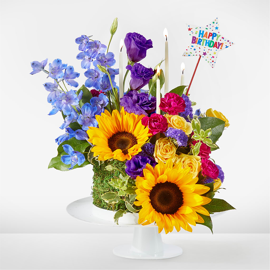 Star of the Day Floral Cake – Designs By Debbie, Cassville MO