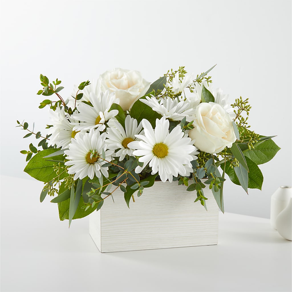 Fresh Linen Box Bouquet –  Designs By Debbie, Cassville MO
