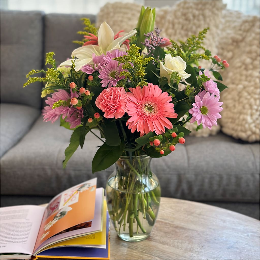 Pastel Tradition - A Florist Original –  Designs By Debbie, Cassville MO