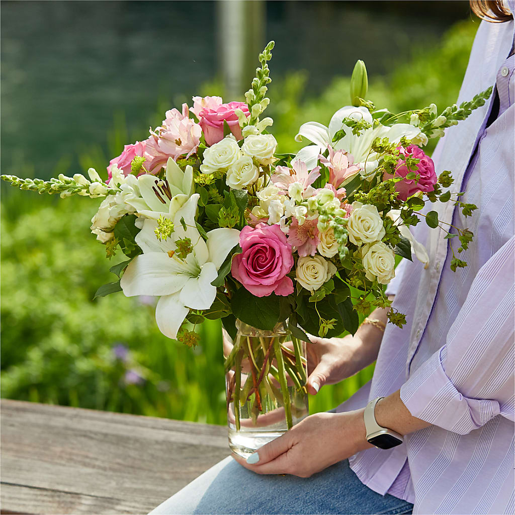 Fondly Bouquet –  Designs By Debbie, Cassville MO